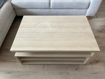 Predam konferencny stol - 2