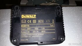 DEWALT DCB115 - 2