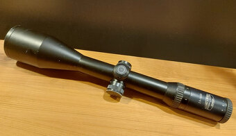 Na predaj Schmidt&Bender 2,5-10x56 -osvetlena osnova - 2