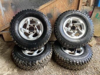 hlinikova sada 6x139.7 R15 - 2