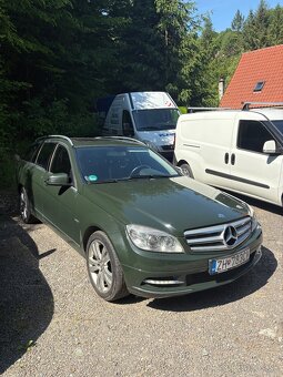 Mercedes Benz - 2