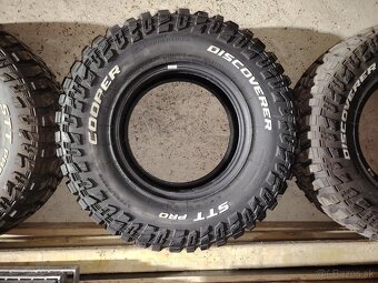 Cooper Discoverer - 2