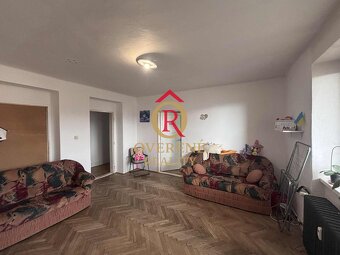 Exkluzívne na predaj priestranný 3-izbový byt s lodžiou/Žiar - 2