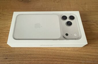 iPhone 17 Pro Max 256GB Silver NEROZBALENÝ - 2