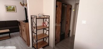 IBA U NÁS Vkusný 1+1, 34m2, rekonštr., zariadený, Hurbanova - 2