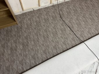 Predám nový koberec 4x4,7m - 2