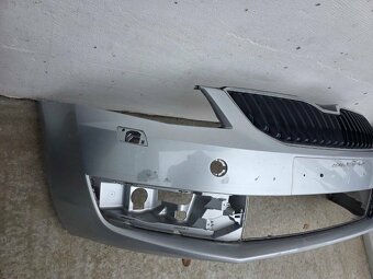 ŠKODA OCTAVIA 3 III 2013- PREDNÝ NÁRAZNÍK - 2