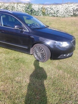 Skoda superb 4x4 DSG - 2