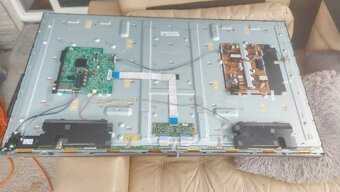 Samsung UE50H5570SS Smart na diely - 2