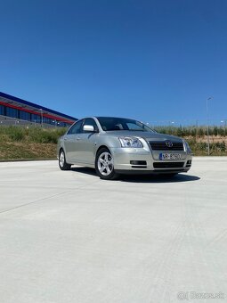 Toyota avencis - 2
