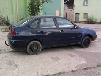 Rozpredam na diely seat cordoba r.v 1999 - 2