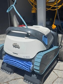 Bazénový vysávač Dolphin S300i - 2