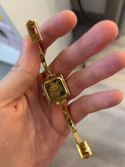 GUCCI dámske hodinky - 2