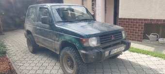 Mitsubishi Pajero - 2