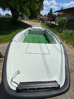 Laminátový čln Sirius 420 - 2