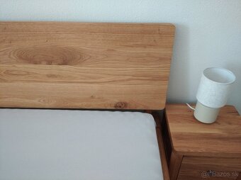 Luxusná dubová posteľ Silvia +2 masívne stolíky zdarma - 2