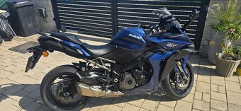 Predám Suzuki GSXR - 1000 GT zimna cena - 2
