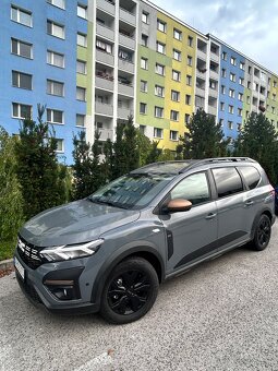Predám Daciu Jogger Extreme Hybrid 140 5 miestne - 2