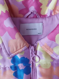 Kvetovaná dievčenská bundička Reserved - 2