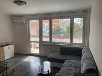 Prenájom dvojizbového bytu v Trenčíne voľný od 1.1.2026 - 2