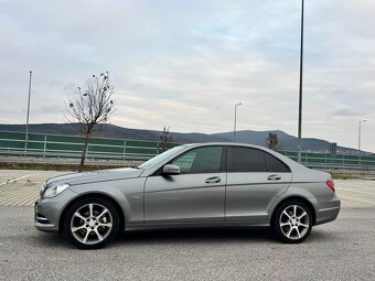 Mercedes-Benz C class W204 - 2