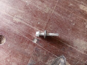 Šróby do železa - 2