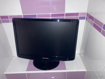 Predám 22" monitor SAMSUNG - 2