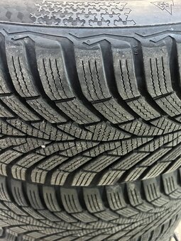 225/50/17 98V XL - 2