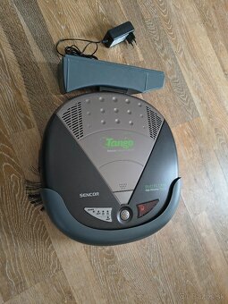 Predam roboticky vysavac Sencor SVC8000B - 2
