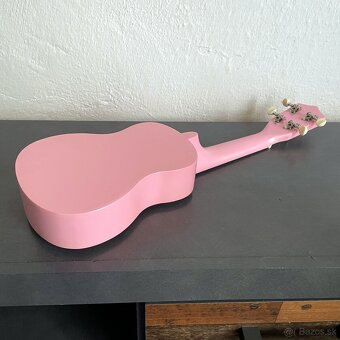 Predám ukulele set – ružové - 2