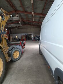 Prenajom skladových priestorov o celkovej rozlohe 960 m2 - 2
