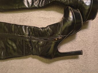 Kožené Čižmy na platforme veľ.39 ( širšie lýtka ) - 2