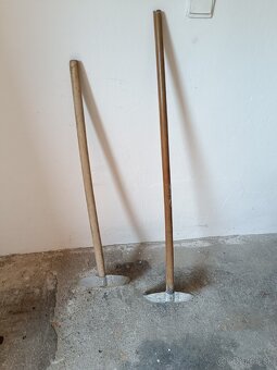 Lopata hliníková,ľahká s drevenou násadou - 2