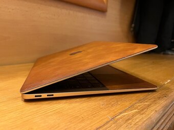 MacBook Air 2018 8GB / 128 GB - 2