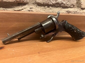 Historický revolver lefaux 7mm - 2