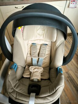 Cybex aton 5 s isofixom - 2