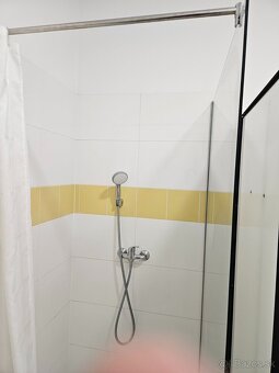 sprchový kút - 2