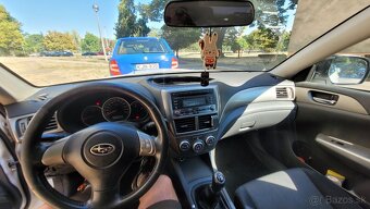 Subaru impreza 2.0 4x4 benzin - 2