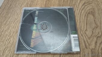 Daft Punk - One More Time - 2
