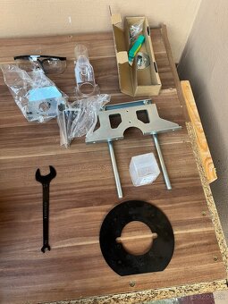 Predám hornú frézku makita  m3602 - 2
