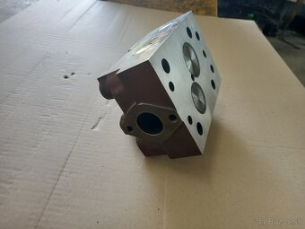 Hlava valcov Zetor Major 3V, 4V - 2