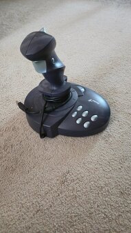 Joystick Genius F31U - 2