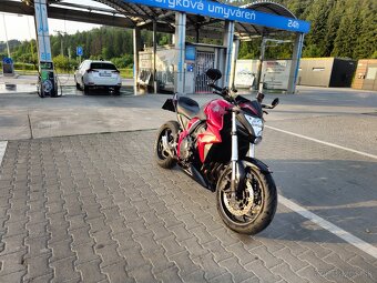 Honda CB1000R 2010 - 2