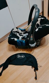 Vajíčko Britax Römer + základňa - 2