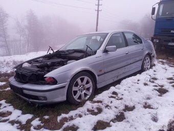 Predám v celku e39 525tds - 2