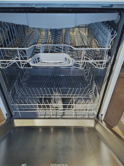 Predám umývačku riadu Bosch - 2