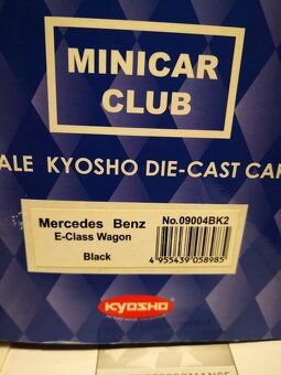 1:18 Mercedes E-Class Wagon (Kyosho) - 2