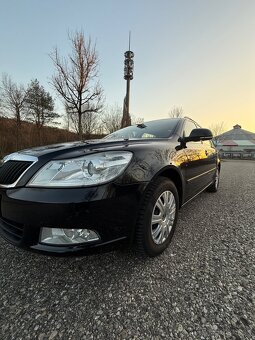 Skoda Oktavia Combi - 2