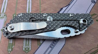 Strider SMF Black G10 DGG Bowie - 2