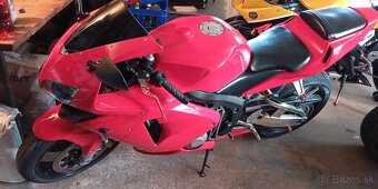 Honda CBR 600re - 2